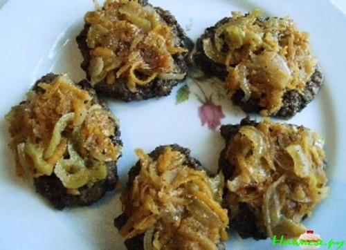 Печеночные котлетки праздничные