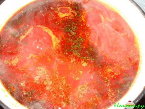 Красный борщ с фасолью