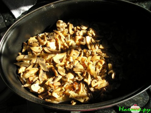 Курица с грибами