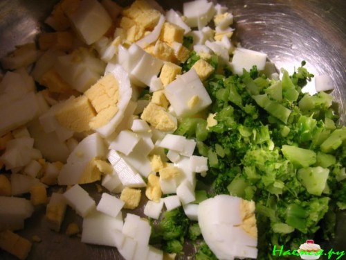 Салат с брокколи