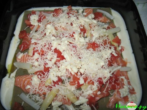 Лазанья с лососем и спаржей