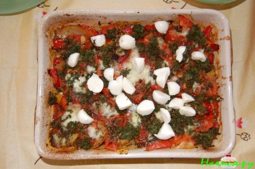 Картофельная запеканка с сыром моццарелла