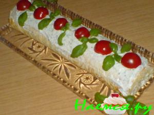 Рулет из цуккини со сливочным кремом