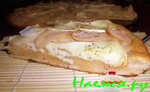 Фугас с грушами и сыром бри