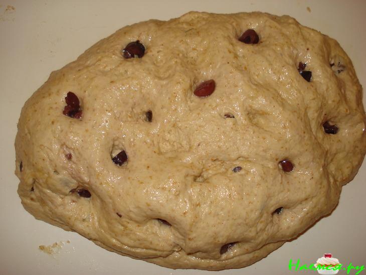 Хлеб с оливками и розмарином