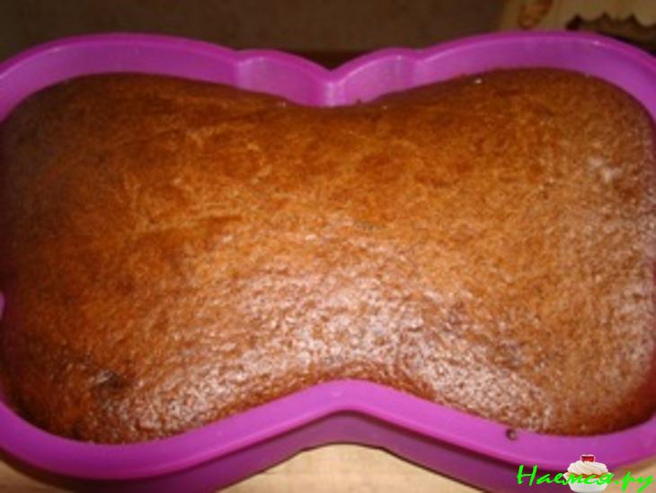 Кекс с красным вином и черносливом