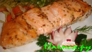 Форель "Дижон" с горчичей, медом и лимоном