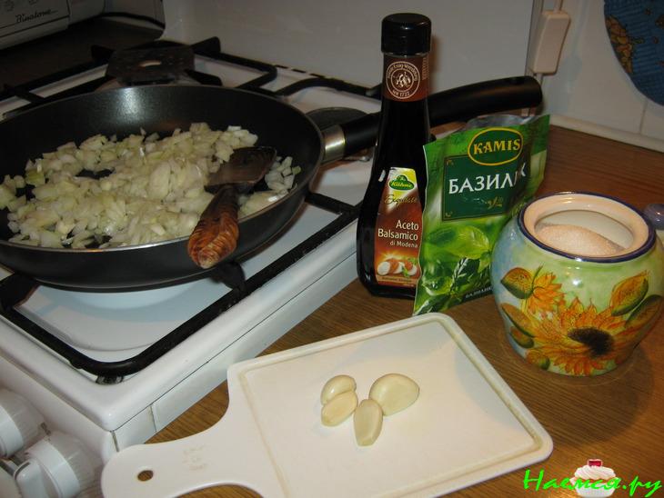 Томатный суп с базиликом