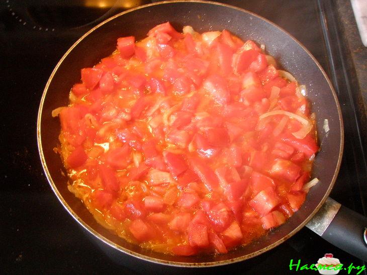 Печенный перец с подливкой