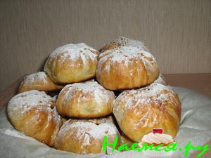 Булочки с яблоками