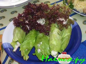 "Сигары" из салатных листьев