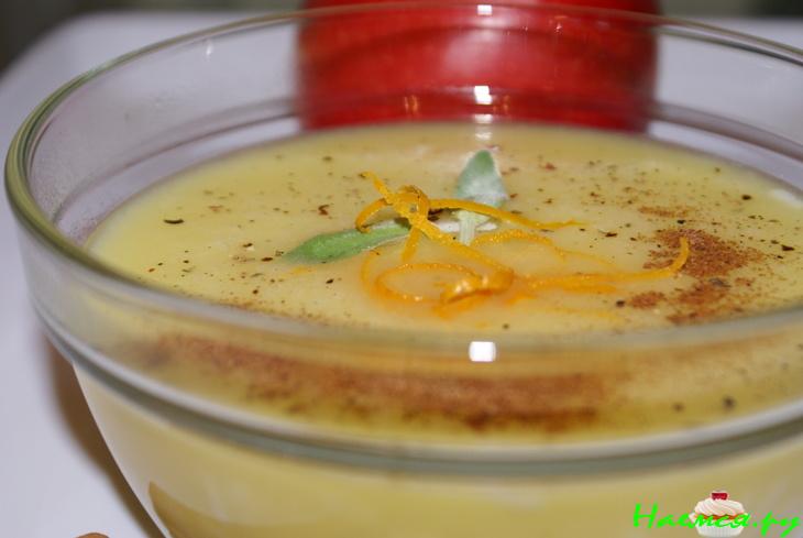 Яблочно-имбирный суп на курином бульоне