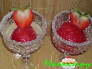 Клубнично-шиповниковый сорбе