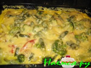 Запеканка из брокколи и спаржи