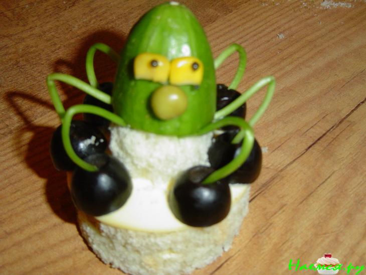 Украшение к салату "Золотая рыбка"