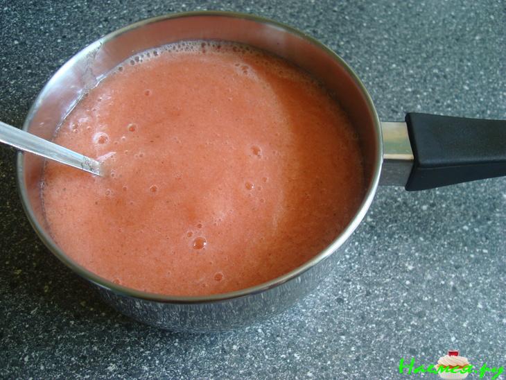 Моцарелла с креветками и желе из помидоров