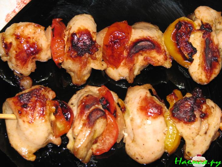 Куриный шашлычок с овощами в духовке Куриный шашлычок с овощами в духовке