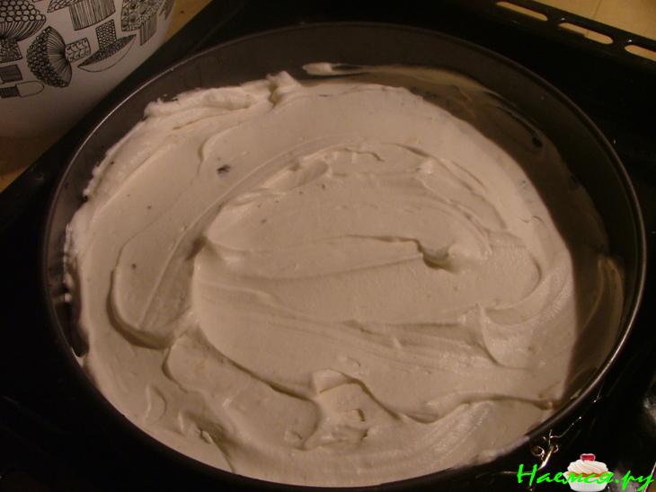 Шоколадно-апельсиновый торт с винным кремом