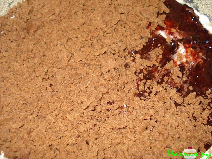 Торт Штрейзельский с черносливом и сливовым повидлом