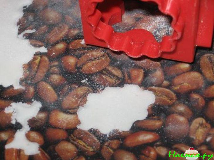 Лепесточки и оборочки (Украшаем торт)