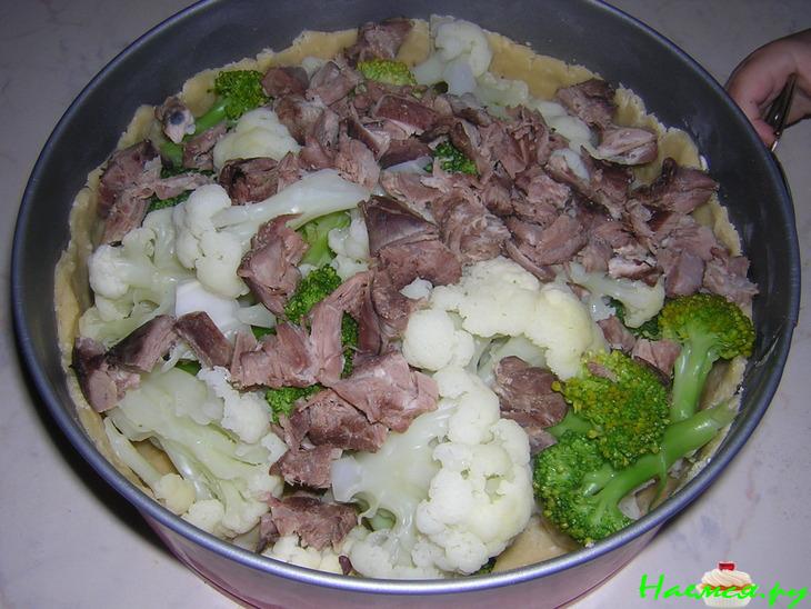 Пирог из цветной капусты с брокколи