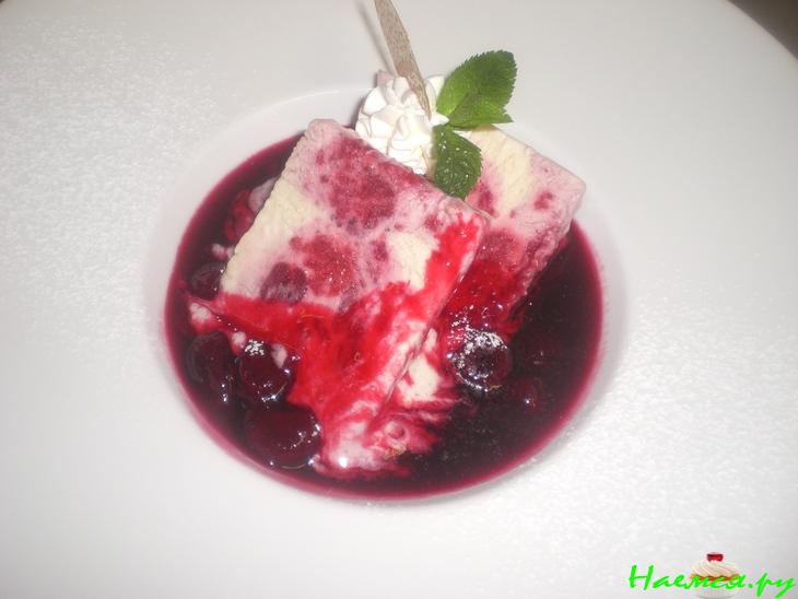 Парфе - Parfait с ягодной начинкой