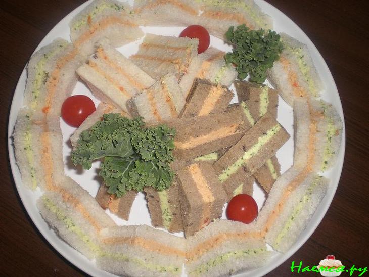 Слоенные мини-бутерброды