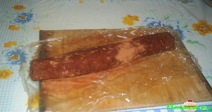 Пирожное без выпечки "Шоколадно-творожный рулет"