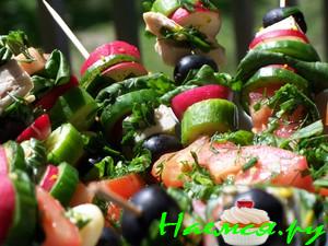 Салат на шпажках "Угодник"