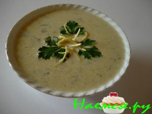 Лимонный суп-пюре с овощами и фисташками