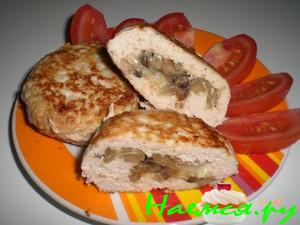 Биточки с грибами