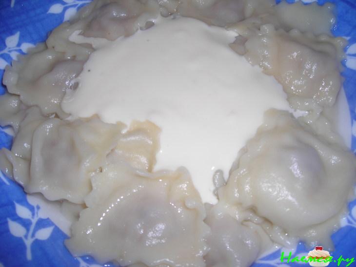 Равиоли с сырным соусом