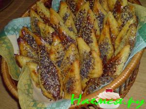 Печенье сырное с кунжутом, маком и льняными семечками