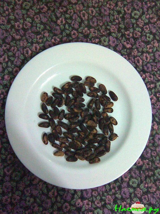 Салат с грушей и кедровыми орешками