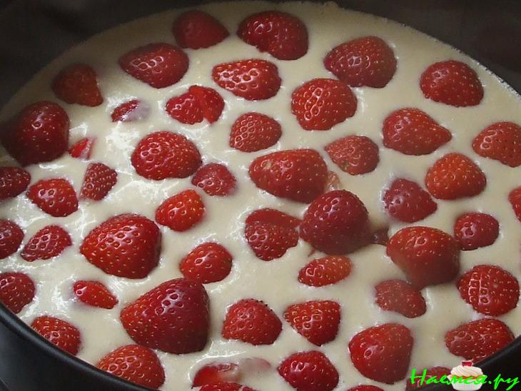 Клубничная пицца