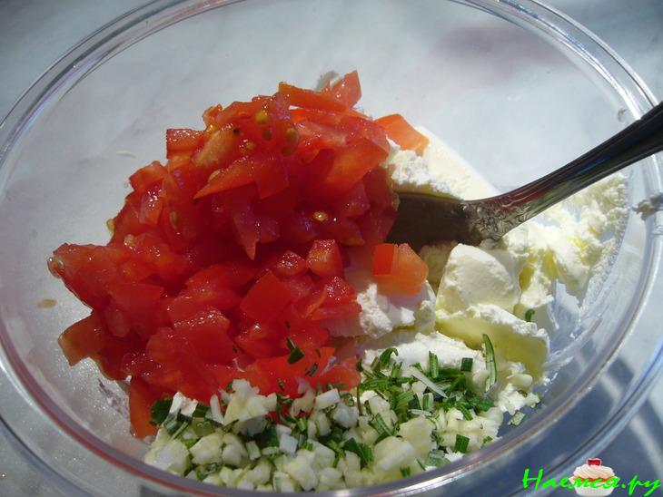 Баклажановые тосты с сырной смесью