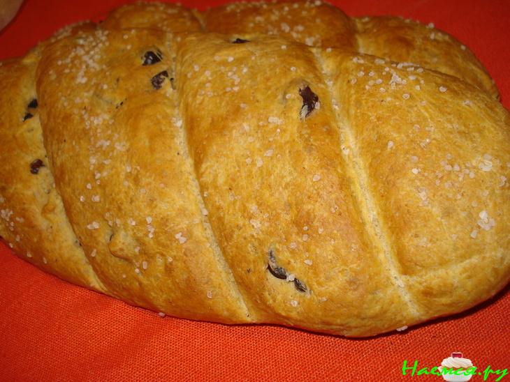 Хлеб с оливками и розмарином