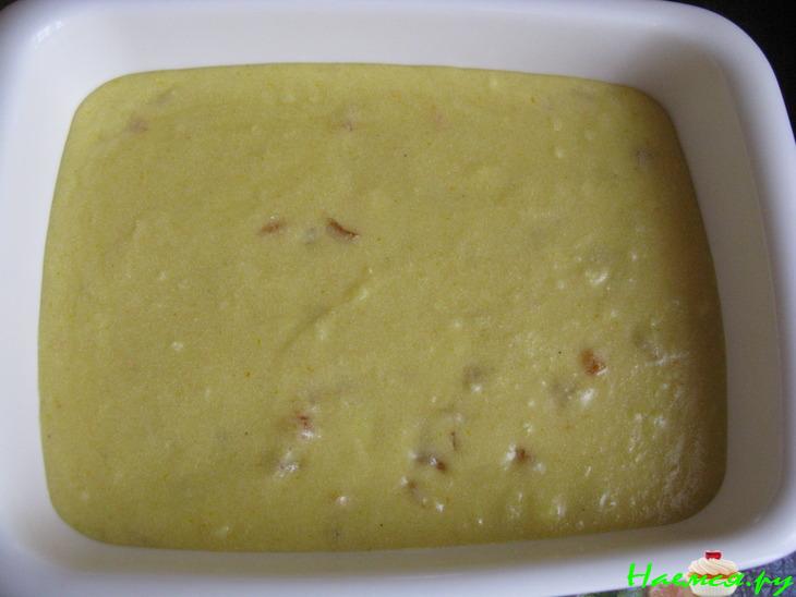 Манник с курагой и шоколадной глазурью