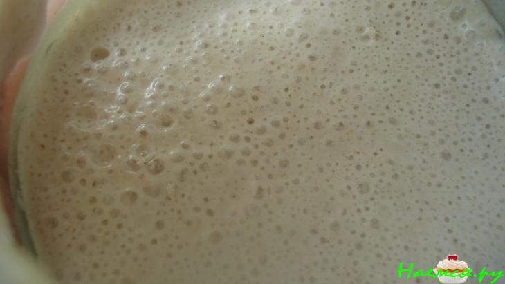 Золотистый хлебушек с семенами льна и овсяными хлопьями