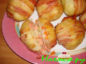 Фаршированный картофель слабосолений семгой