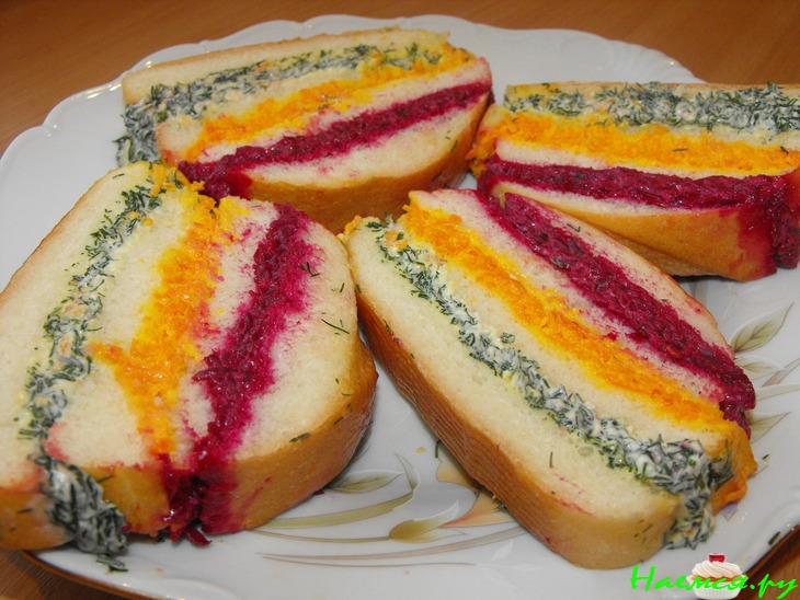 Закуска на багете "Светофор" Закуска на багете "Светофор"