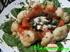 Салат из цветной капусты с лососем Салат из цветной капусты с лососем