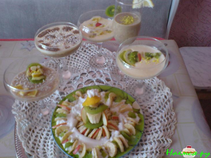 Десерт 'Фруктовая королева'