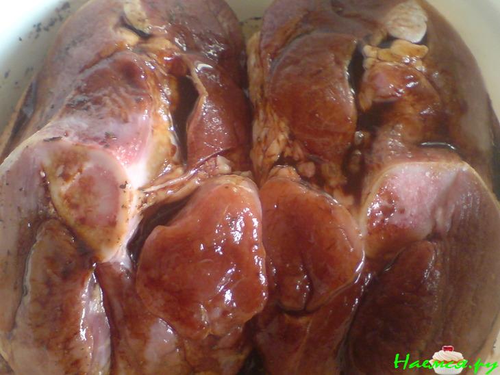 Рулька с пивом и мятой