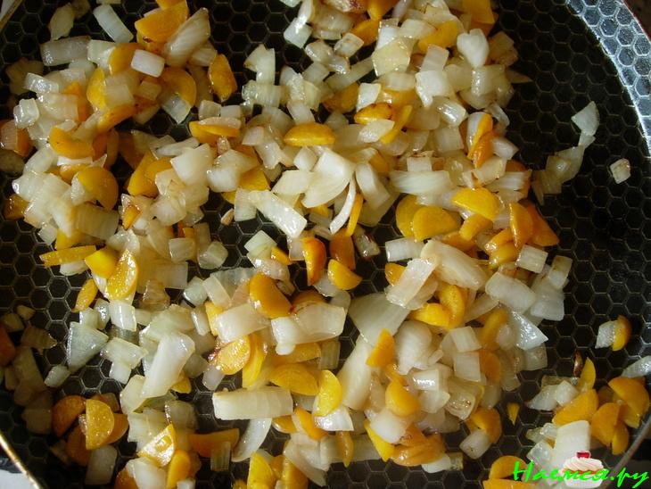 Рулет из баклажан с печенью трески