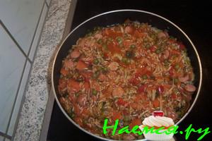 Овощи с рисом и паприкой Овощи с рисом и паприкой