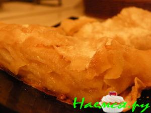 Штрудель яблочный с корицей