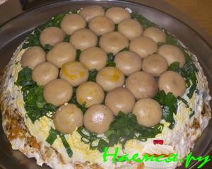 Шампиньоны на лужайке Шампиньоны на лужайке