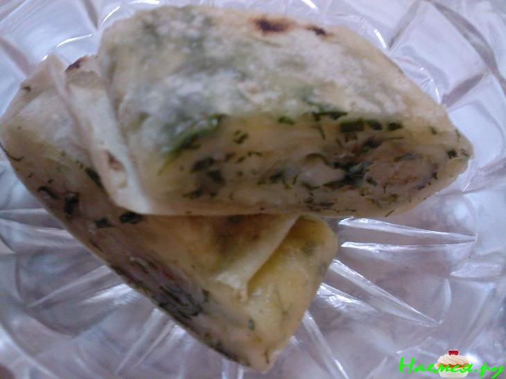 Тыквенный крем-суп с сырными рулетиками