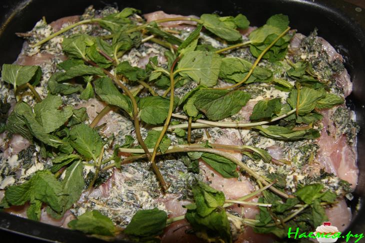 Курица с мятой